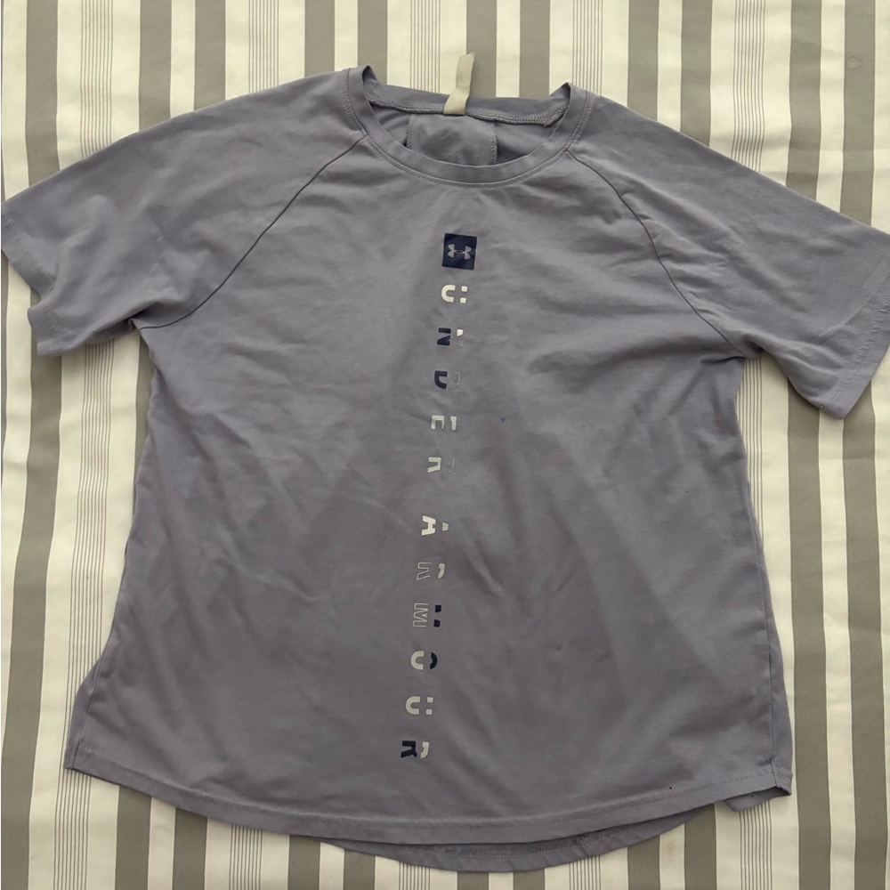 Under Armour Men's Grey Shirt